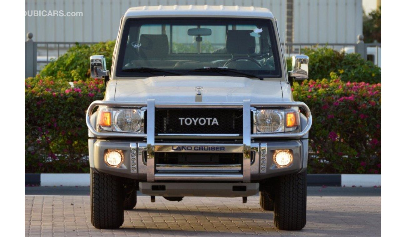 Toyota Land Cruiser Pick Up LX DLX  V6 4.0L