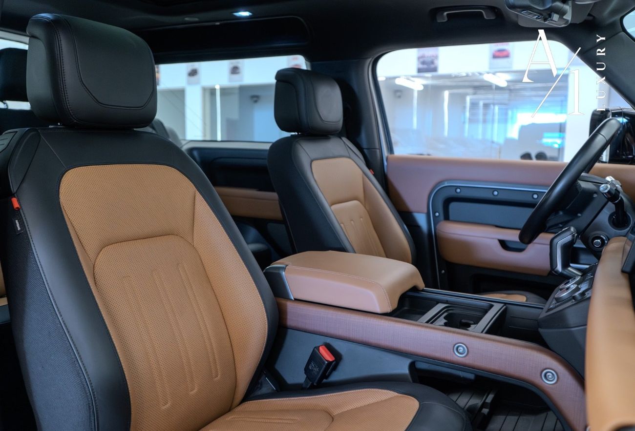 لاند روفر ديفندر 2021 Land Rover, Defender X (P400) Fully Loaded, Excellent Condition, GCC Spec