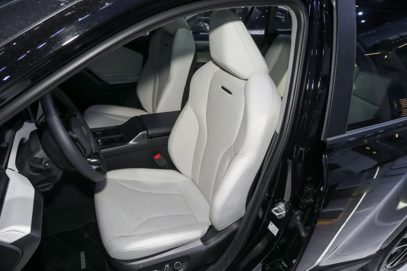 تويوتا راف ٤ 2.5L hybrid 4WD Flagship edition