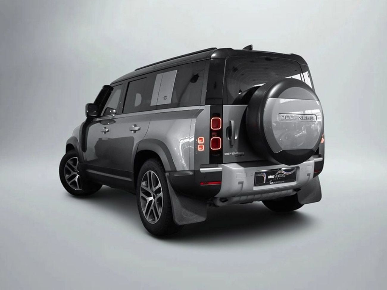 Land Rover Defender P400 110 SE 3.0L (5 Seater)