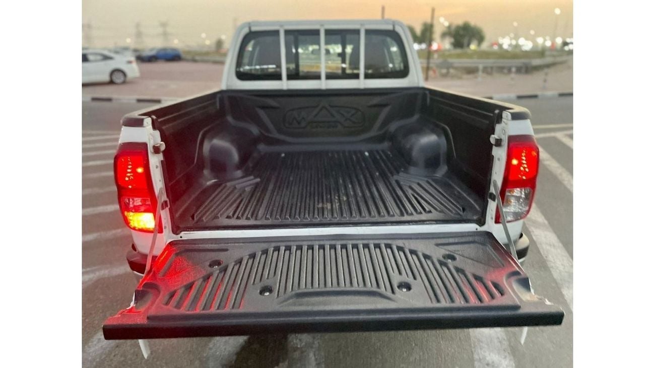 Toyota Hilux 2021 Toyota Hilux 2.7L VVT-i AWD 4x4 - Automatic - Patrol With Apple Android Play - 118,000 Km