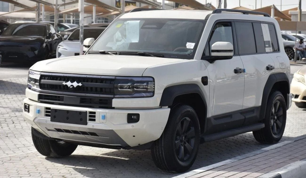 BYD Leopard 5 BYD LEOPARD 5 ULTRA