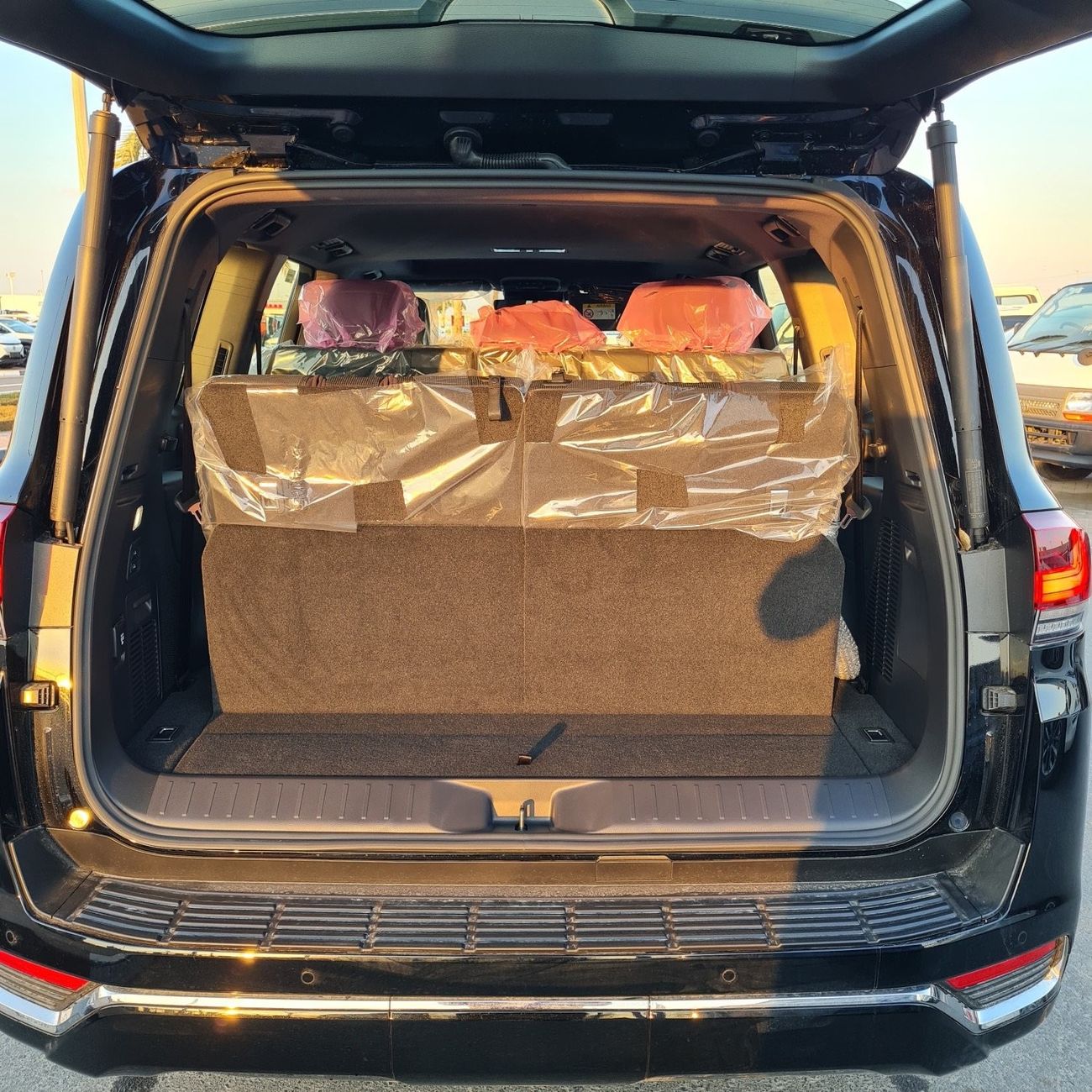 Toyota Land Cruiser 2023 Toyota LC300 3.5L ZX Petrol EU Spec 7 seater