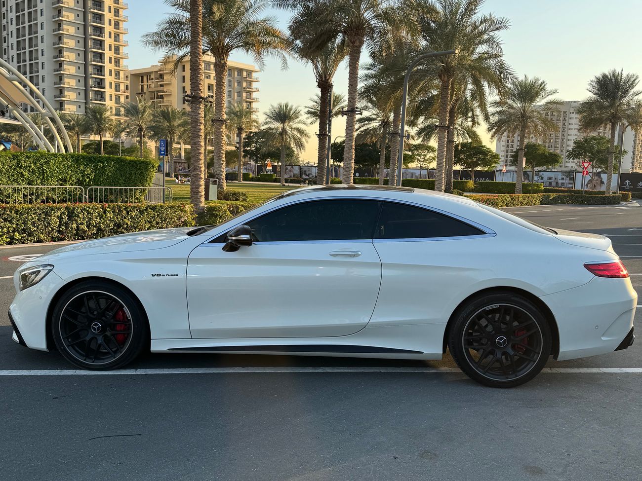 مرسيدس بنز S 63 AMG كوبيه S 63 AMG 5.5L V8 Bi-Turbo