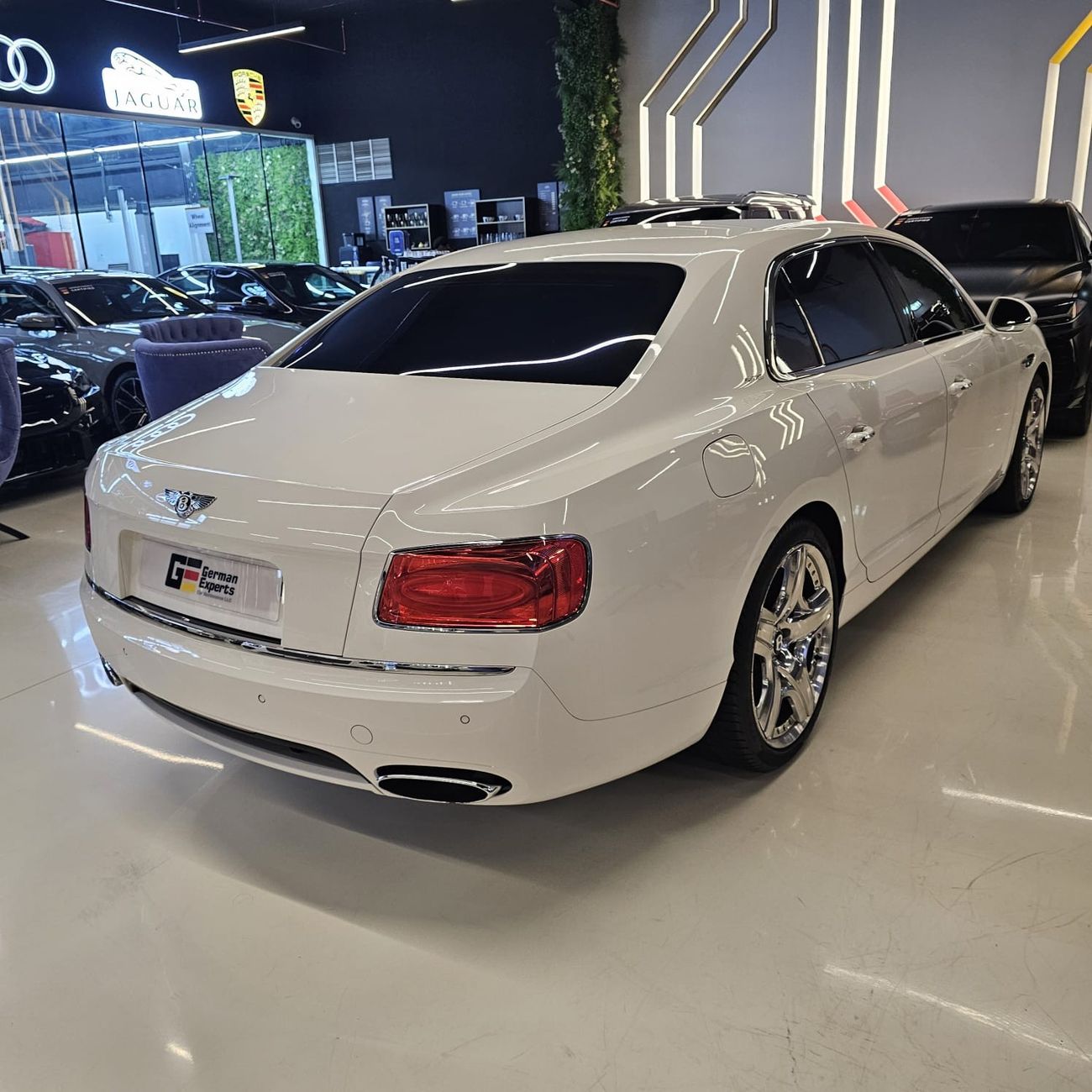 Bentley Flying Spur 2014 Bentley Flying Spur W12 Mulliner /GCC/ Mint condition/JUST 28K KM