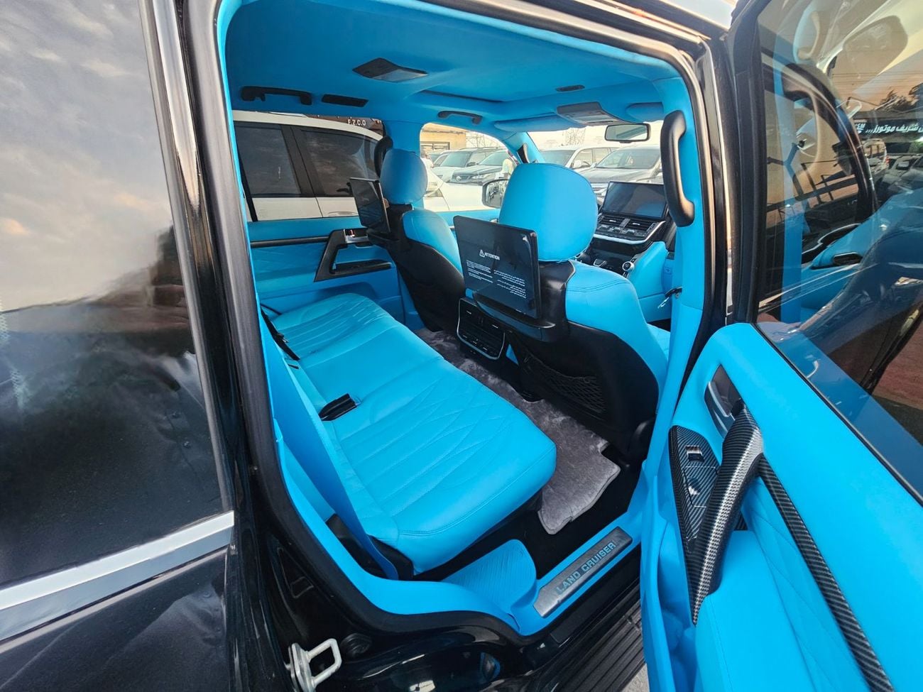 Toyota Land Cruiser VXR Modified to 2024 GR SPORT 5.7L V8 Petrol Engine Automatic Gear 4WD 7 Seats 5 Doors