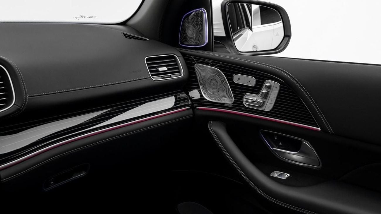 Mercedes Benz GLS 600  2023 - Japanese Specs