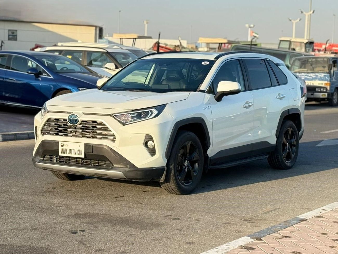 Toyota RAV4 SUNROOF | REAR VIEW CAMERA | 2.5L PETROL | HYBRID | AWD | RHD | 2021 | MEMORY SEAT