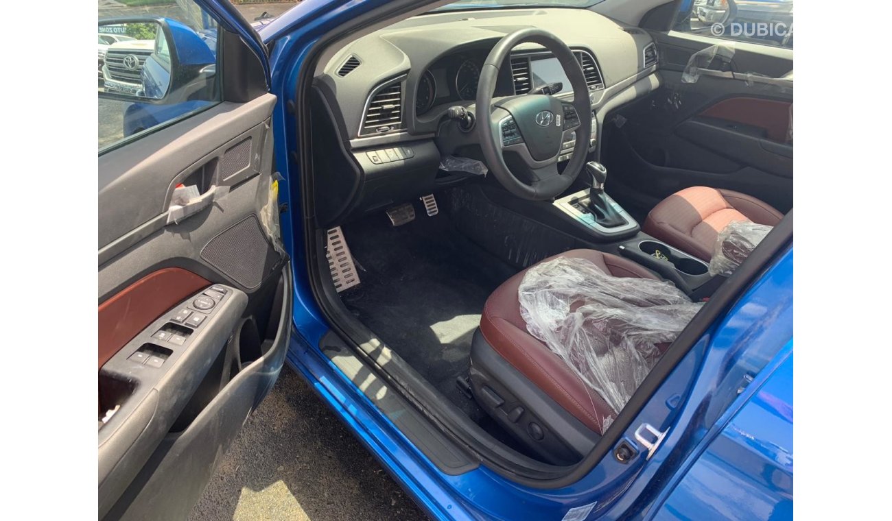 Hyundai Elantra 2.0 with sun roof