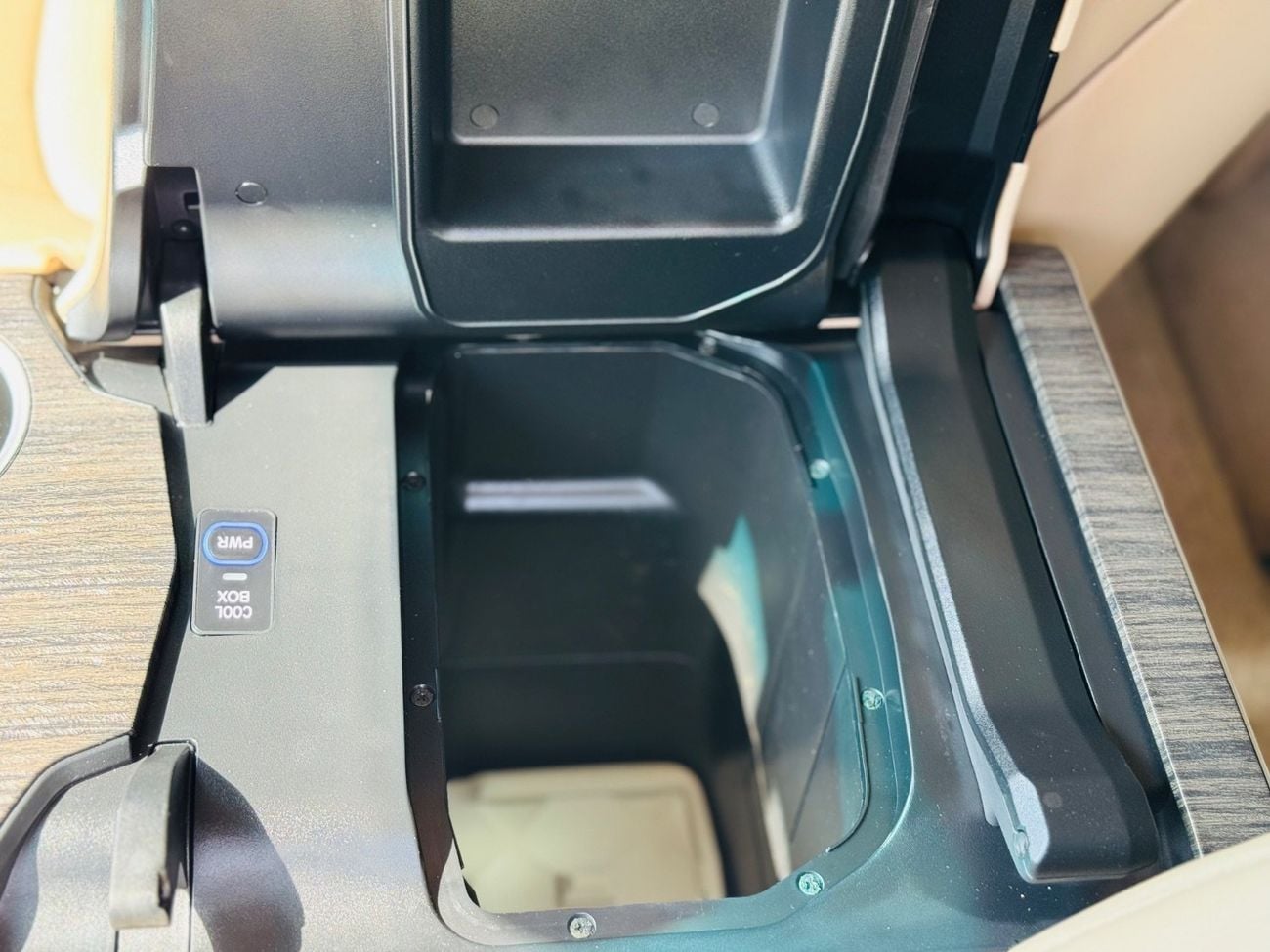 تويوتا لاند كروزر