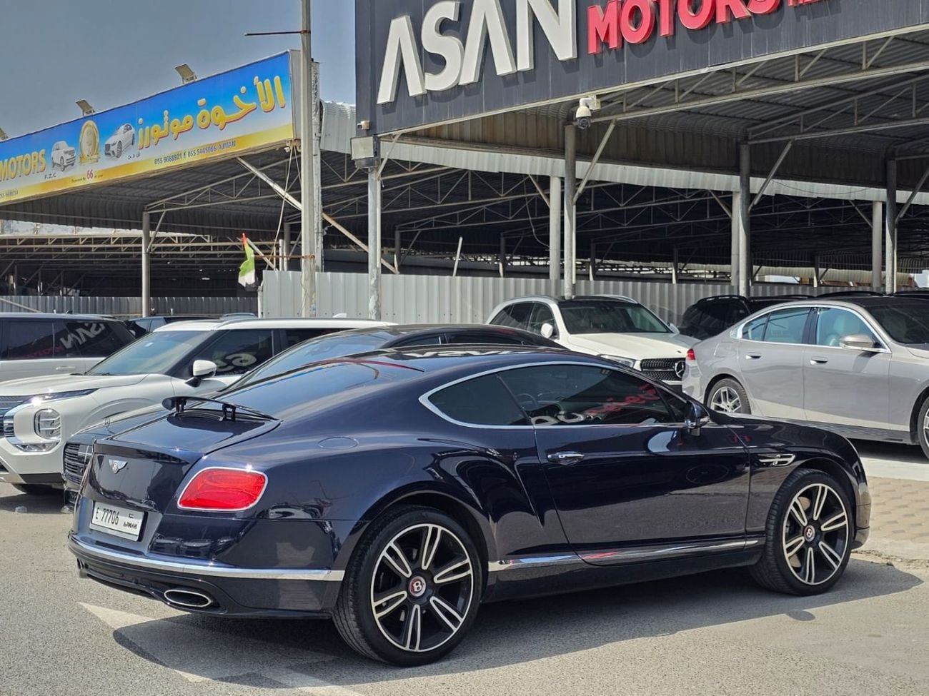 بنتلي كونتيننتال Flying Spur 6.0L