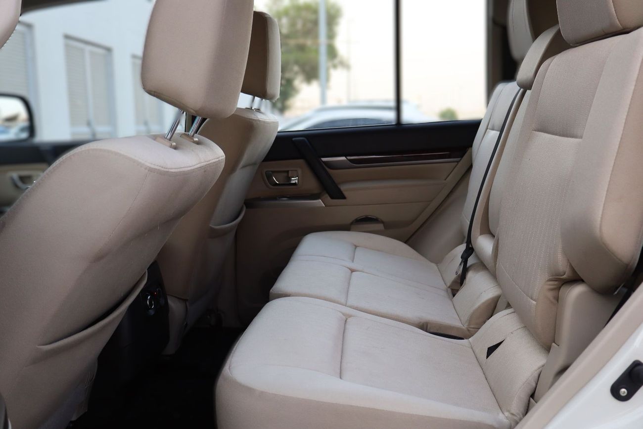 ميتسوبيشي باجيرو