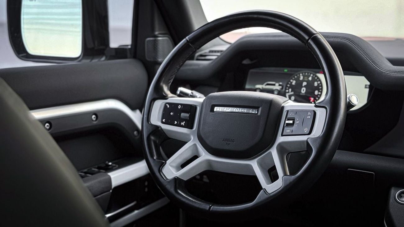 Land Rover Defender P300 110 S 2.0L (5 Seater) P300 S - ALL WHEEL DRIVE