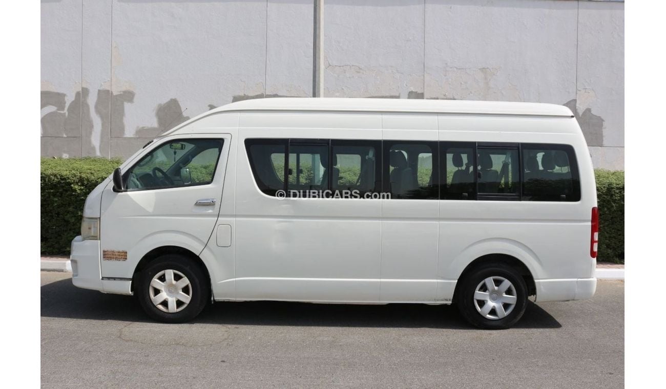 Toyota Hiace TOYOTA HIAC HIGHROOF 2011 (15 PASSENGER ) PETROL ENGINE