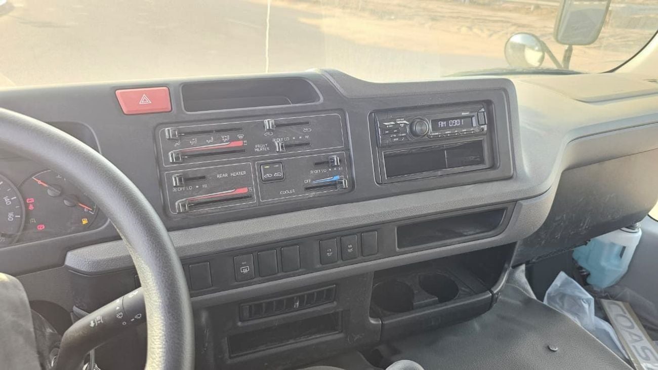 تويوتا كوستر  Toyota Coaster 4.2 DIESEL 23 Seater 2026