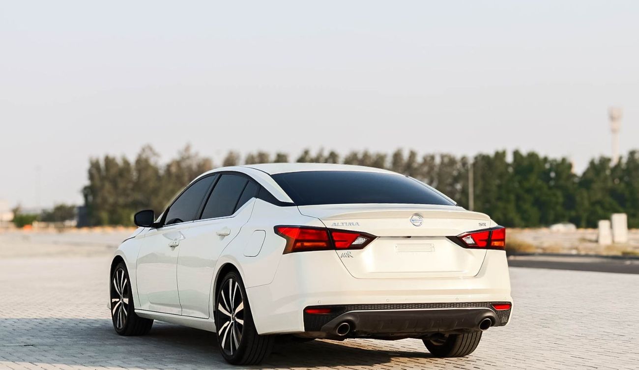 نيسان ألتيما نيسان ألتيما SR (L34) موديل 2020، سيدان بأربعة أبواب، محرك بنزين سعة 2.5 لتر، ناقل حركة أوتوماتيكي،