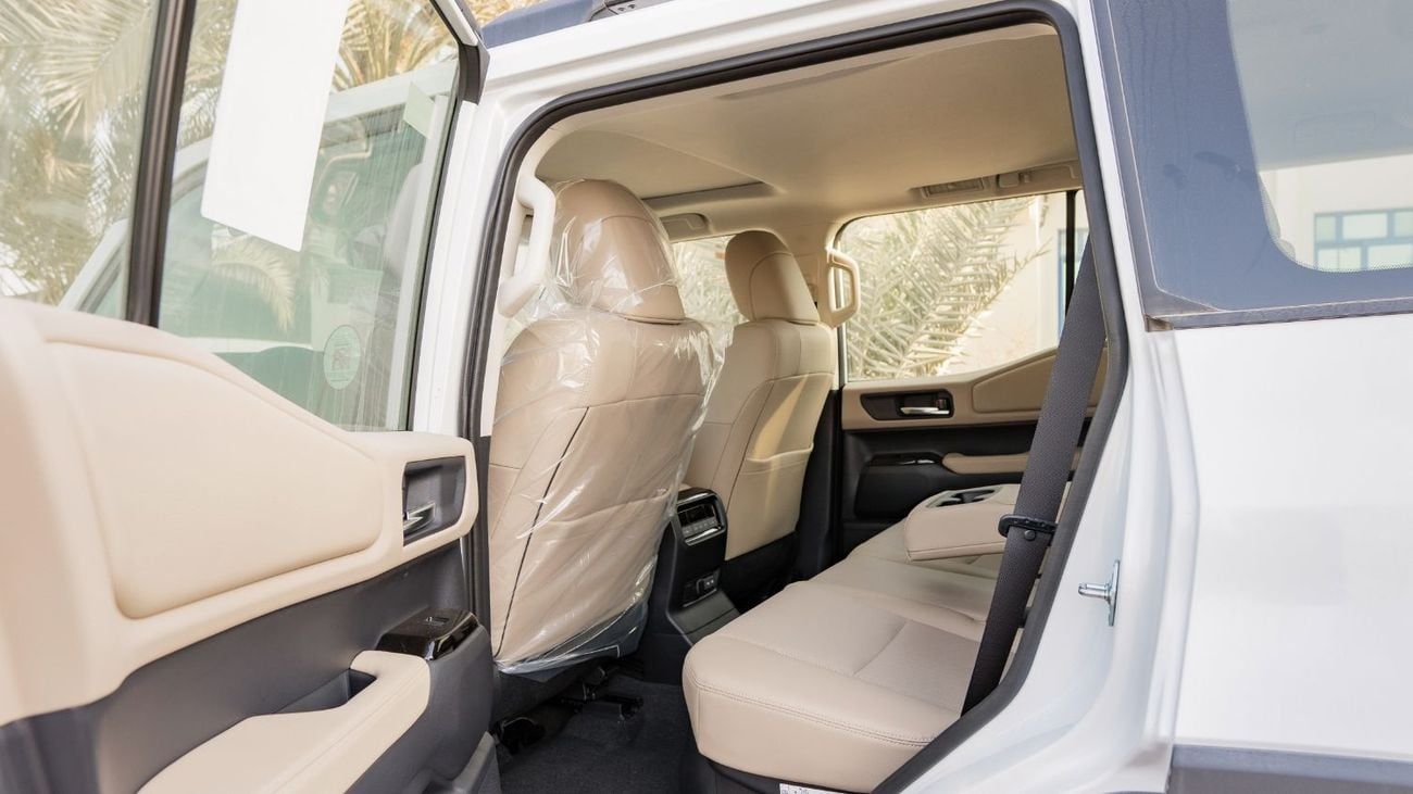 تويوتا برادو 2025 Toyota Prado TXL2 2.4L AT Petrol (White-Beige)
