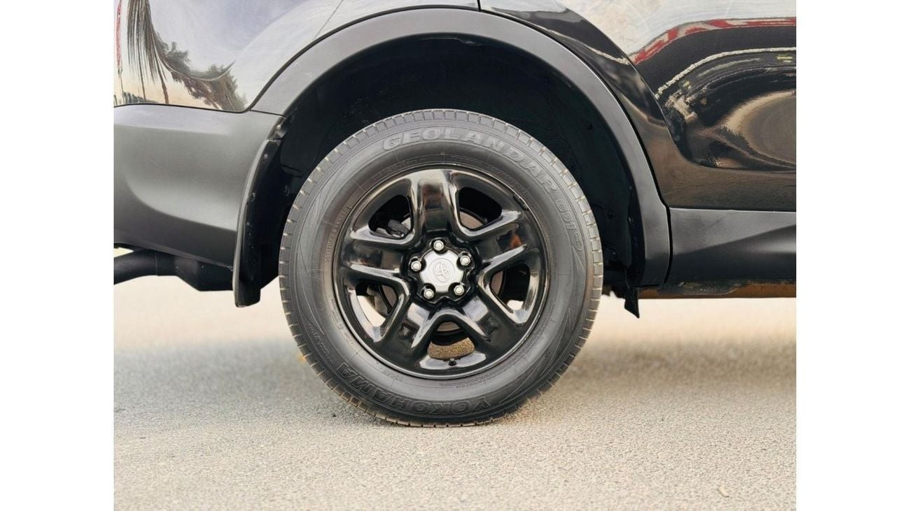 تويوتا راف ٤ -