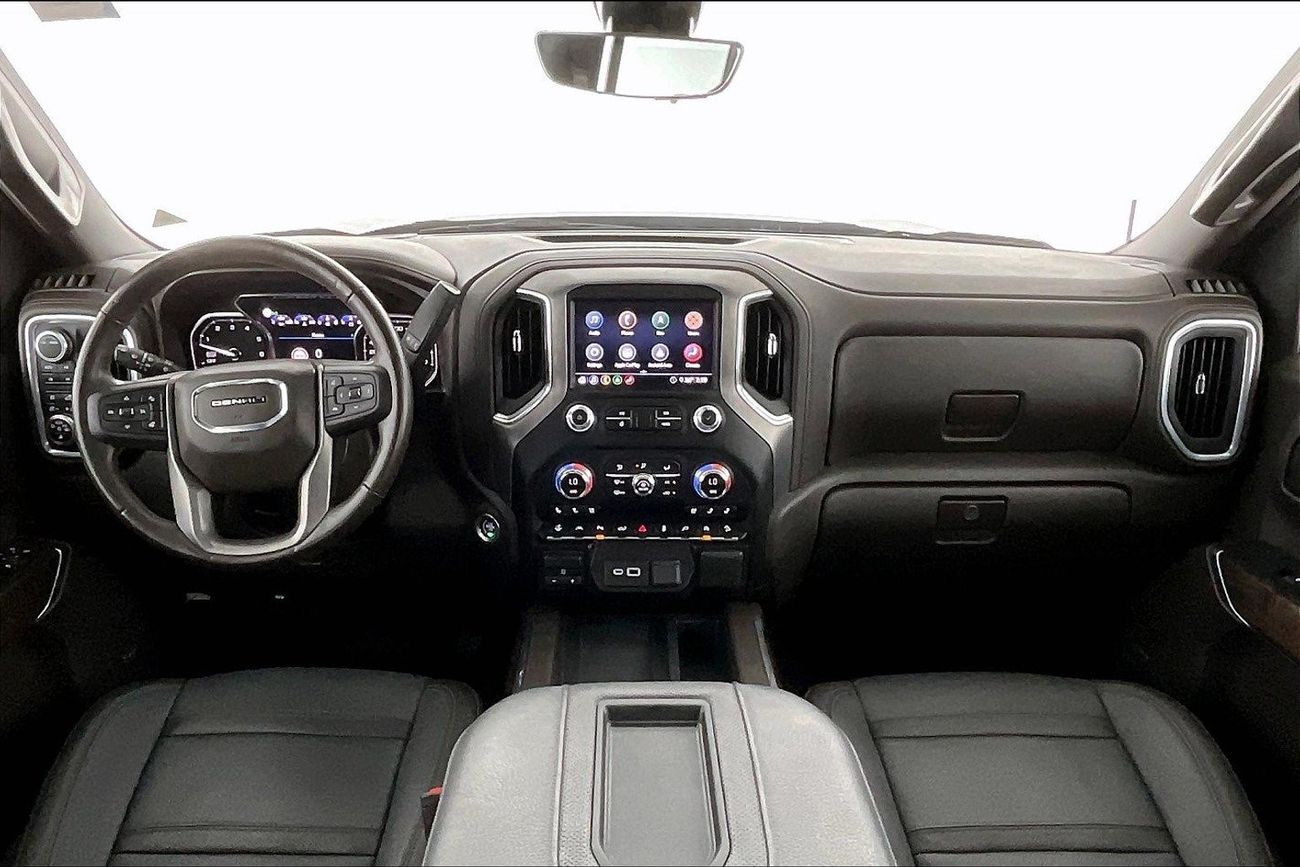 فولكس واجن طوارق R-Line | ضمان مجاني لمدة عام | 0 دفعة أولى