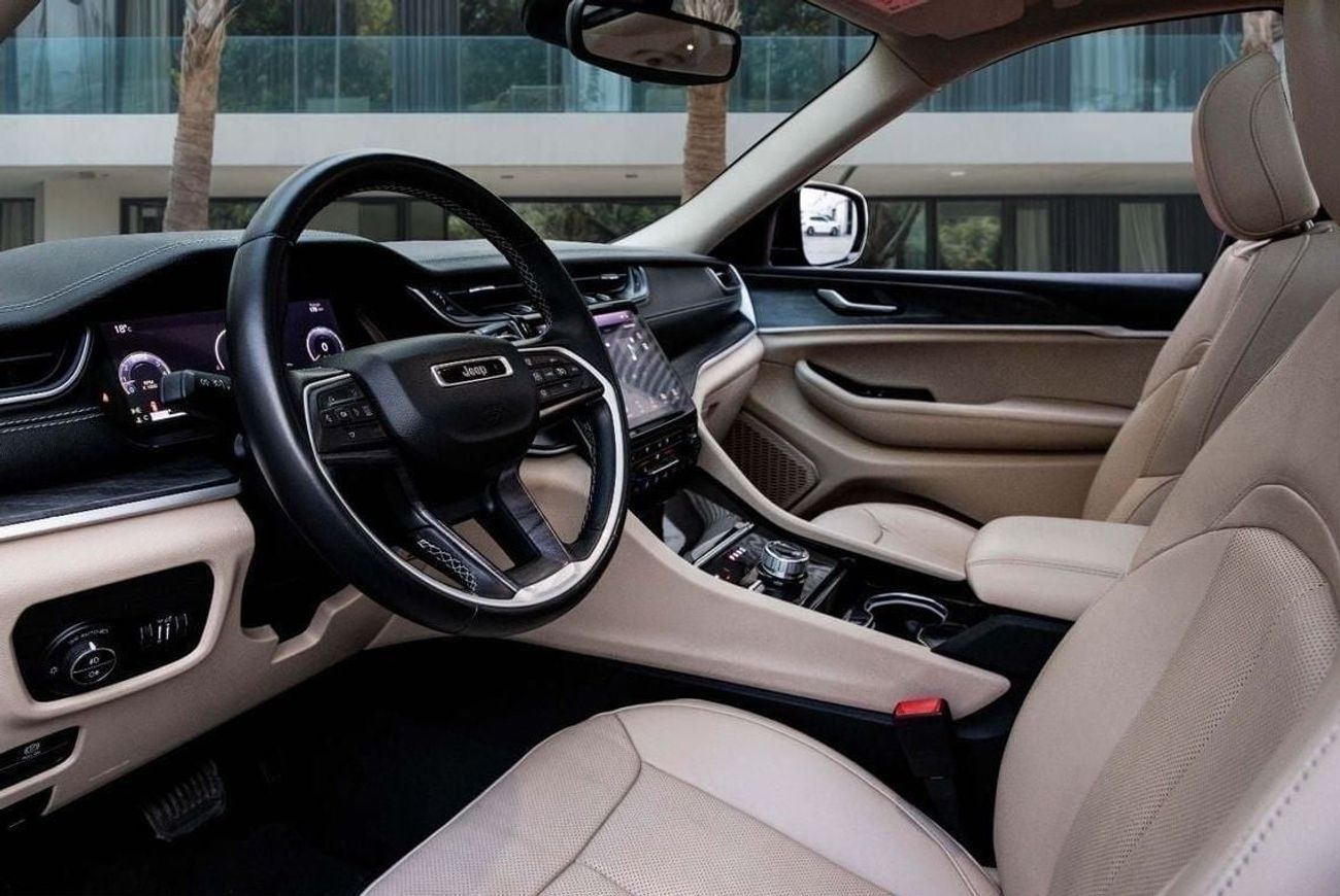 جيب جراند شيروكي LIMITED | 7 SEATS | 2,644 P.M  | 0% Downpayment | Under Warranty