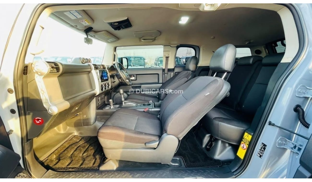 Toyota FJ Cruiser Latest Facelifted | JAPAN SPECS | 2016 | RIGHT-HAND-DRIVE | 4000CC PETROL | 4X4 | Alloy Wheels