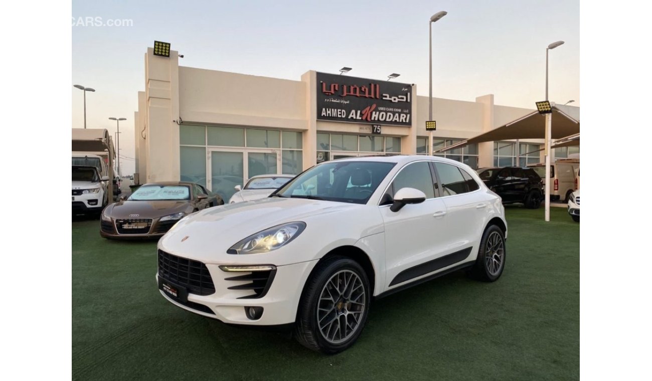 Porsche Macan S