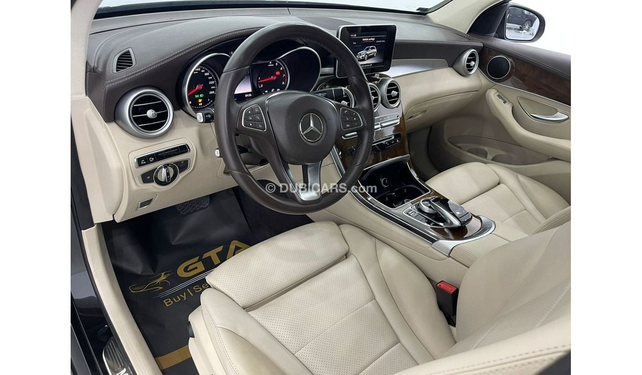 مرسيدس بنز GLC 250 AMG 2016 Mercedes-Benz GLC 250 4 Matic, Full Mercedes History, Warranty, Low Kms, GCC