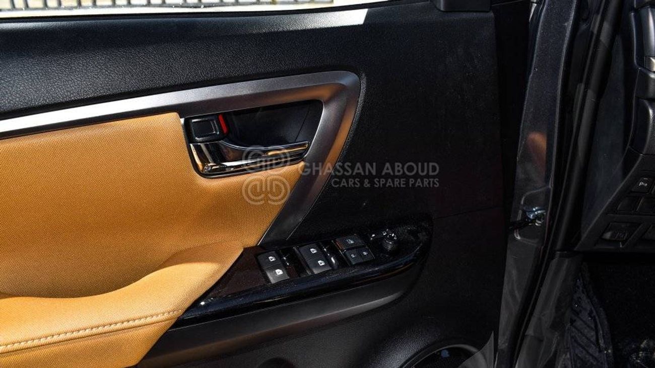 Toyota Fortuner 4.0L, Petrol, MY2024