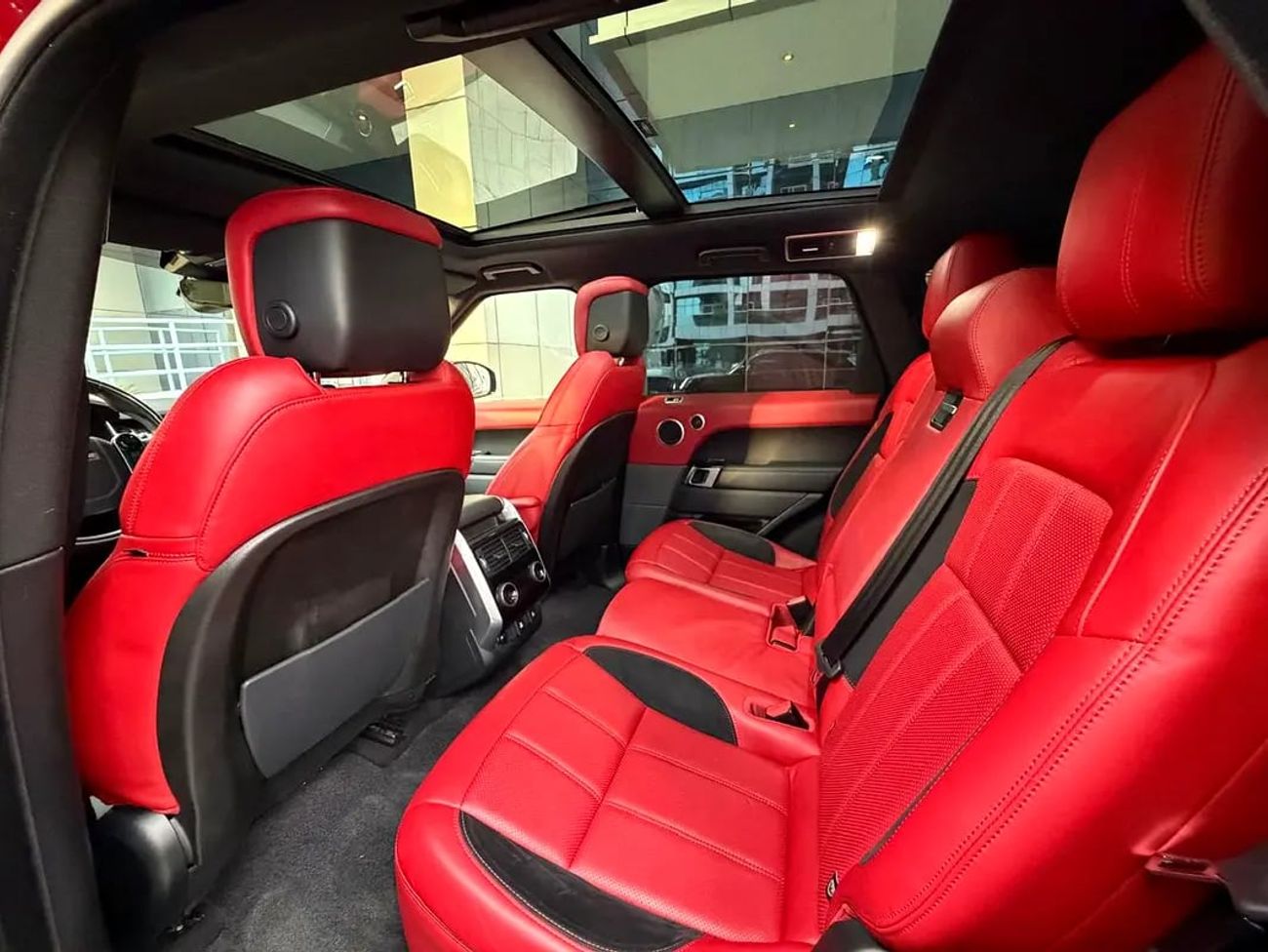 لاند روفر رينج روفر سبورت Agency Warranty and Service Contract | 1 Owner | Full Agency Service History | GCC Specs