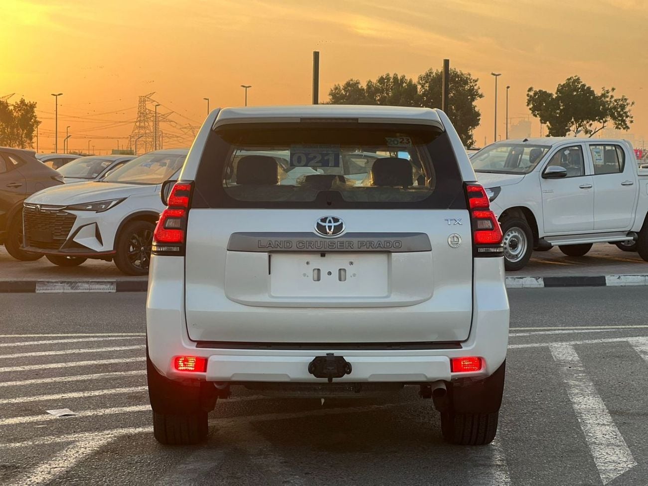 Toyota Prado 2021  Toyota Prado TX 2.7L V4 - AWD 4x4 - GCC - Rear Camera  - Accident Free - 7 Seater