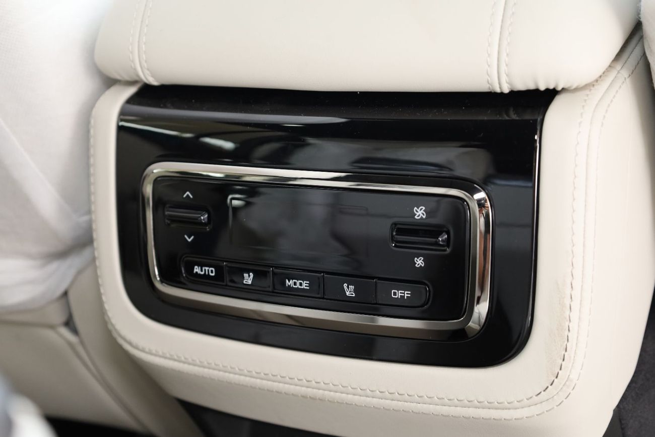 ROX 01 ROX-01 VIP PLUG-IN HYBRID 1.5L Petrol Turbo Engine Electric Range 235KM