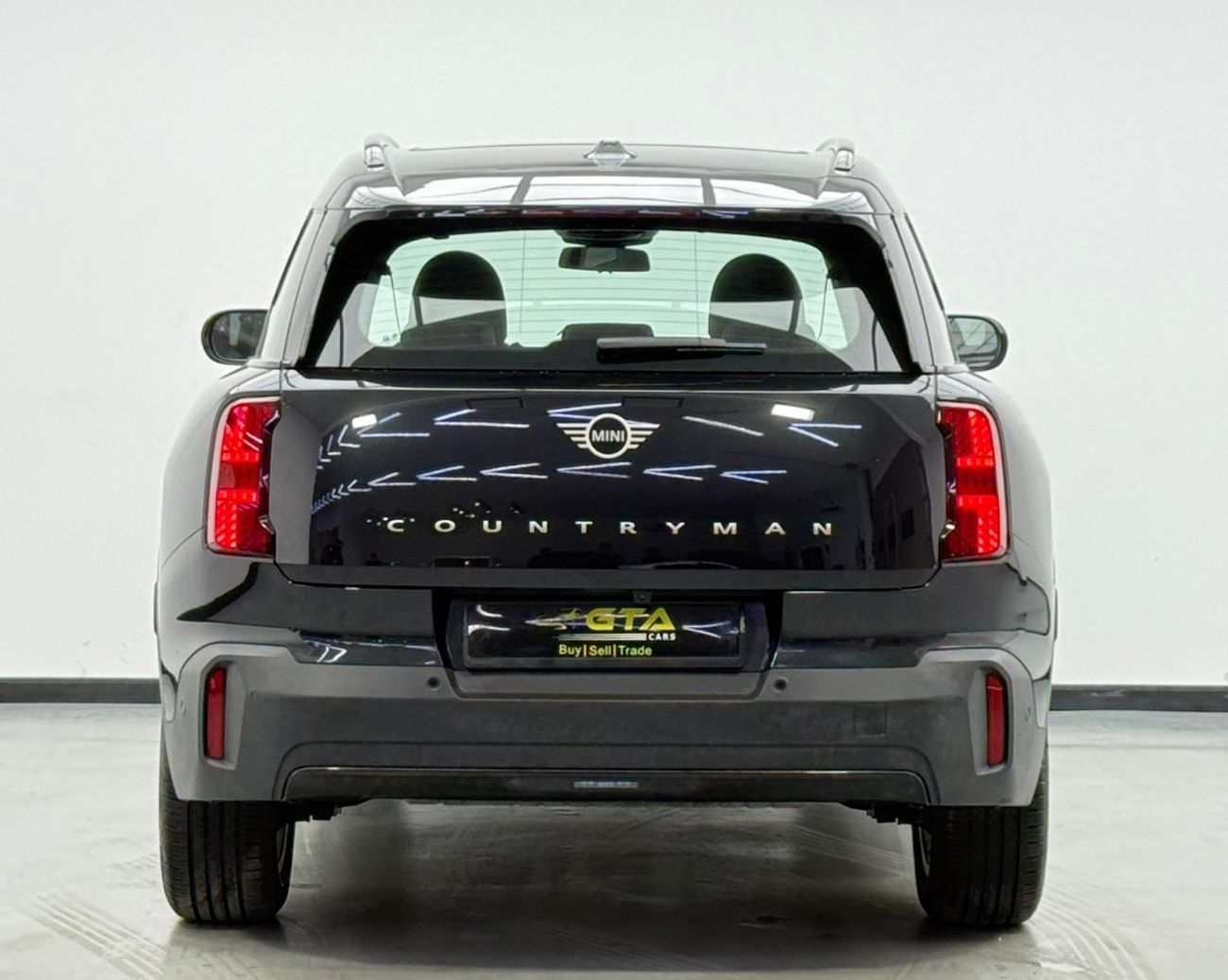 ميني كنتريمان 2025 MINI Cooper Countryman, 2027 MINI Warranty + Service Pack, Full MINI Service History, GCC