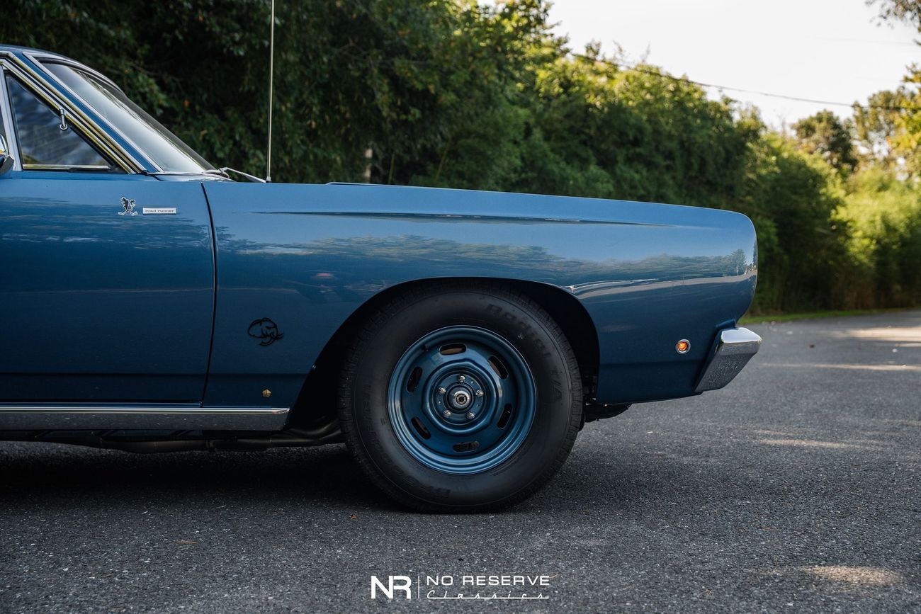 Plymouth Road Runner 426 Hemi Hellephant powered 1 of 1 Pro Touring Restomod
