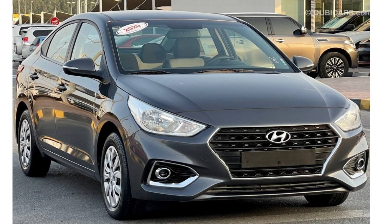 Hyundai Accent Base Hyundai Accent 2020 GCC in excellent condition without accidents