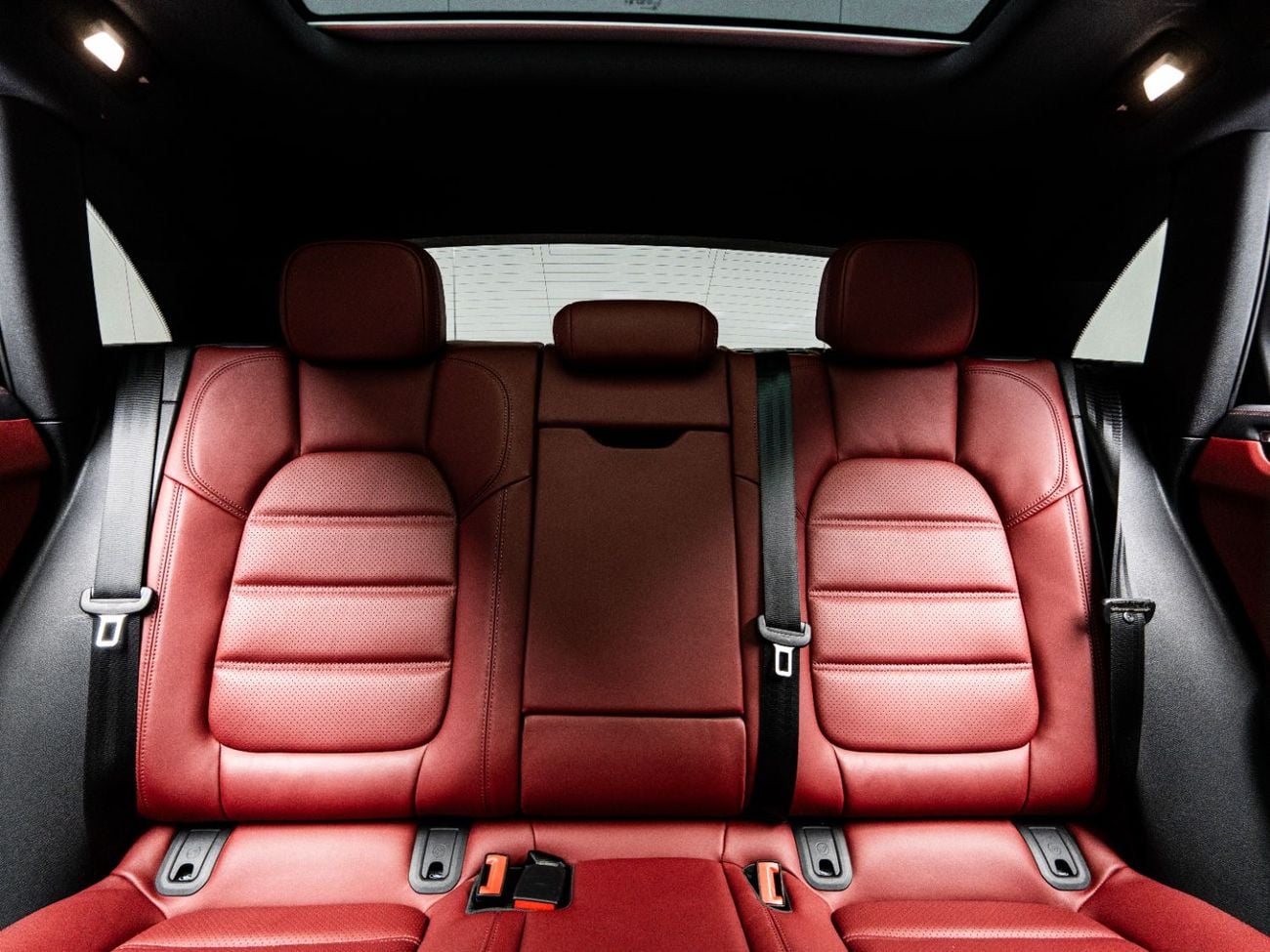 بورش ماكان 2026 Porsche Macan S, 2.9 V6, 4WD, 375bhp, 7 Speed Dual-Clutch Automatic