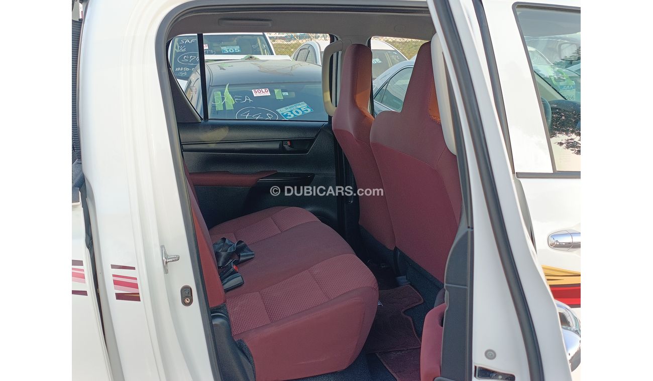 Toyota Hilux 2.4L Diesel, Manual Gear Box / Double Cabin & Chrome Mirror / 4WD (LOT # 2764)