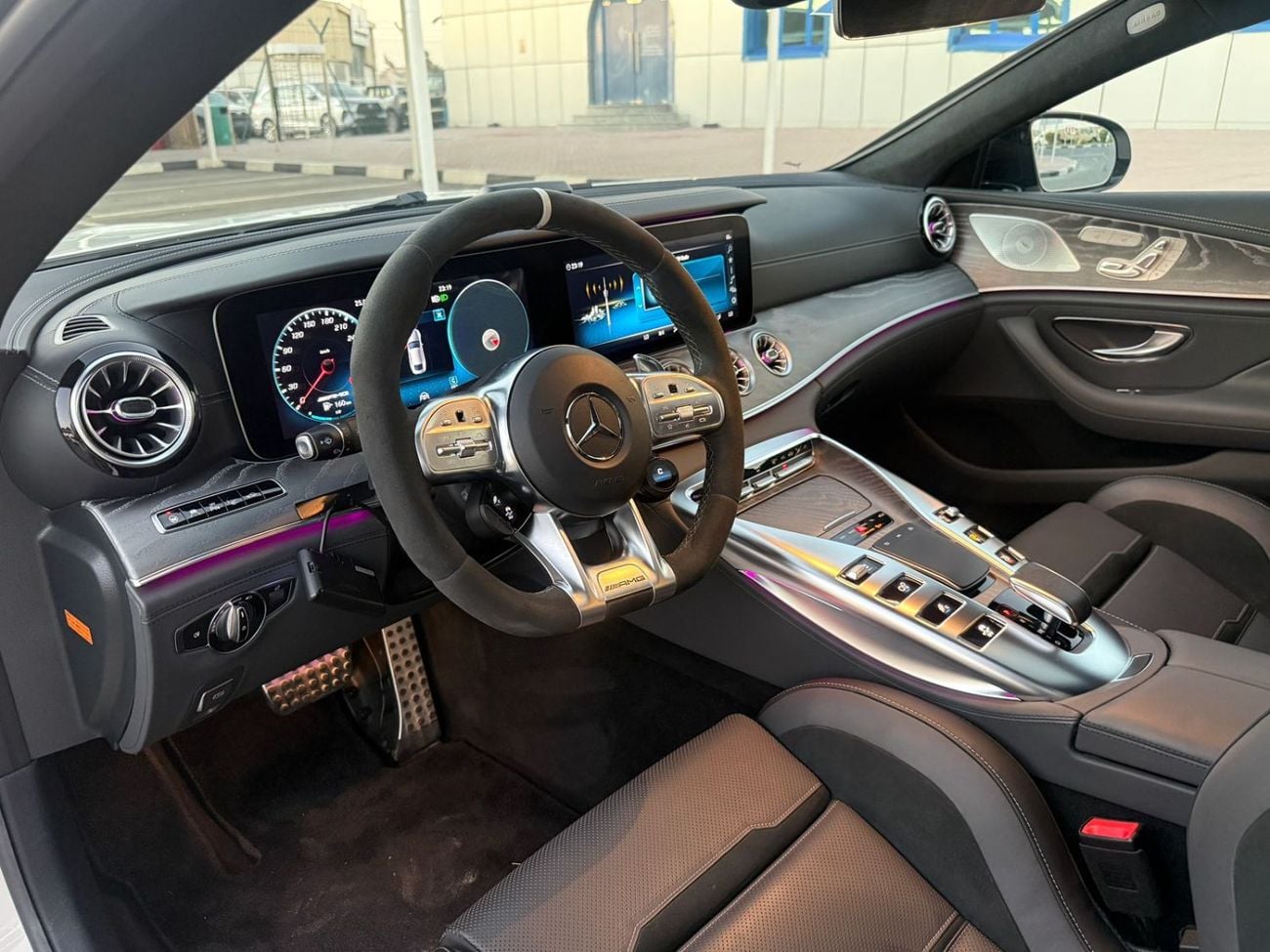 مرسيدس بنز ايه ام جي جي تي 53