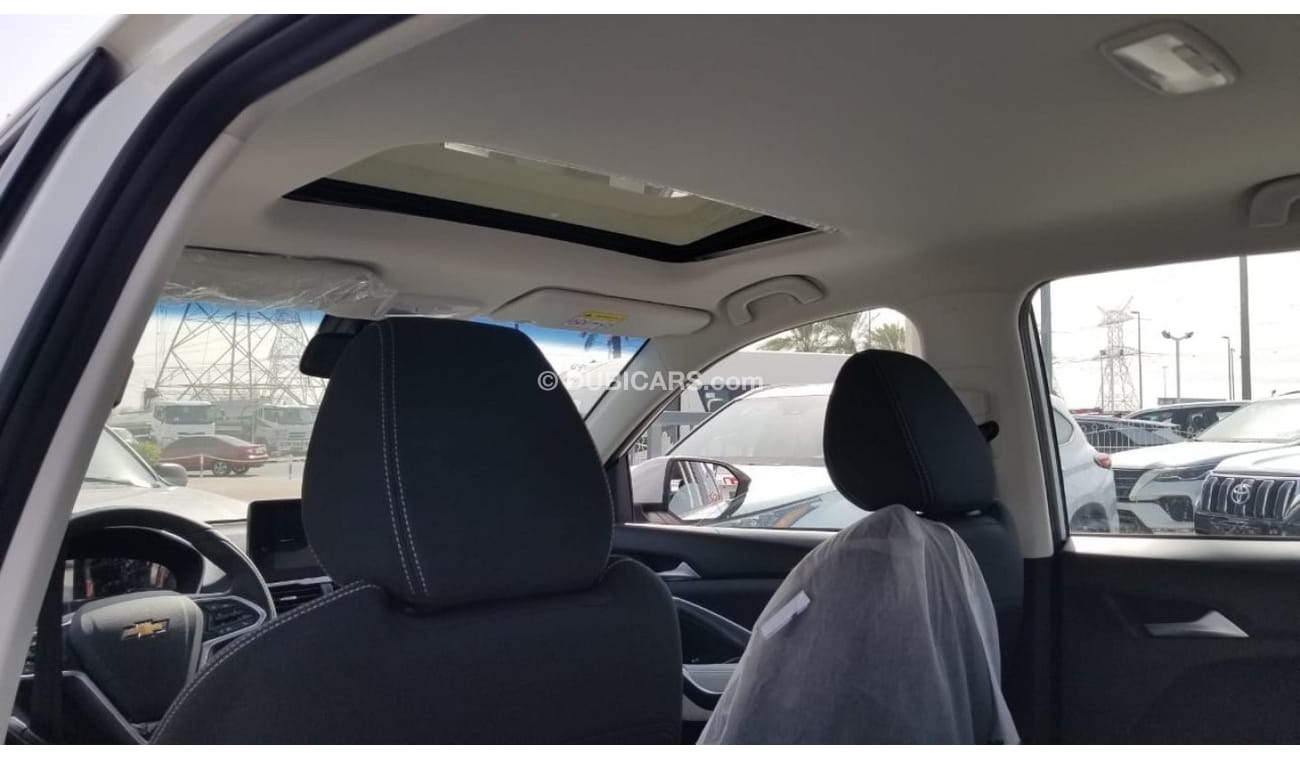 Chevrolet Captiva Premier  2023 White color  1.5L ⛽ petrol SUV FWD