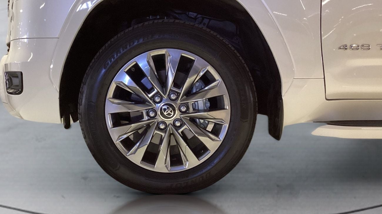تويوتا لاند كروزر 3.5T V6 GXR 4WD AUTO | شامل الضمان | 0 ﺪﻔﻋﺓ ﺃﻮﻟﻯ