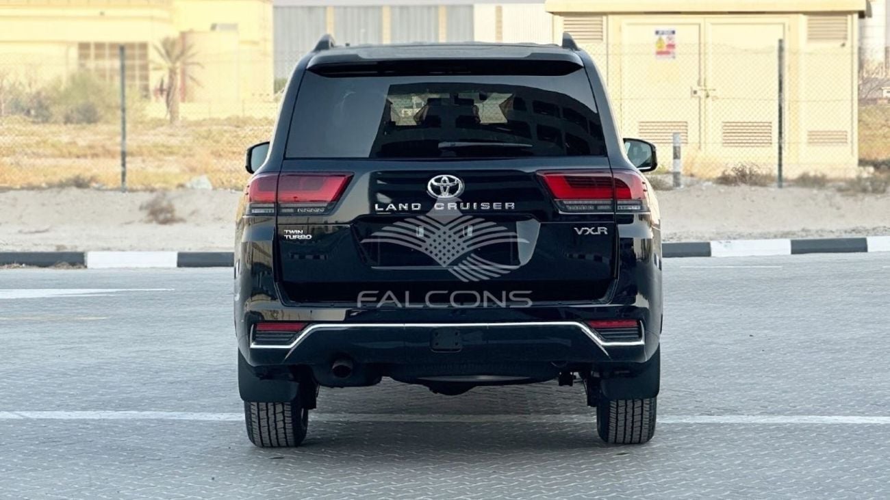 تويوتا لاند كروزر 300 VXR 3.5L V6 TWIN TURBO PETROL 10-AT