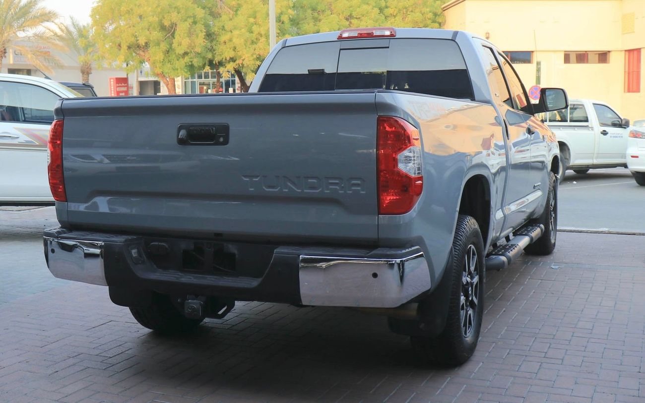 Toyota Tundra