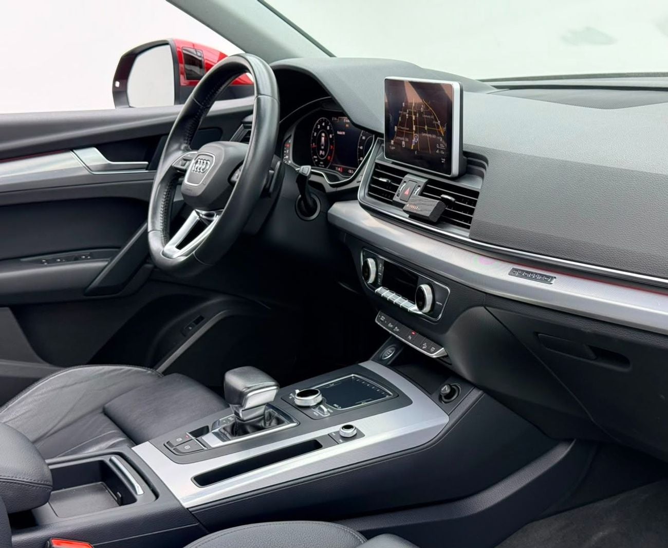 أودي Q5 45 TFSI 2018 Audi Q5 45 TFSI, Service History, Excellent Condition, GCC Specs.