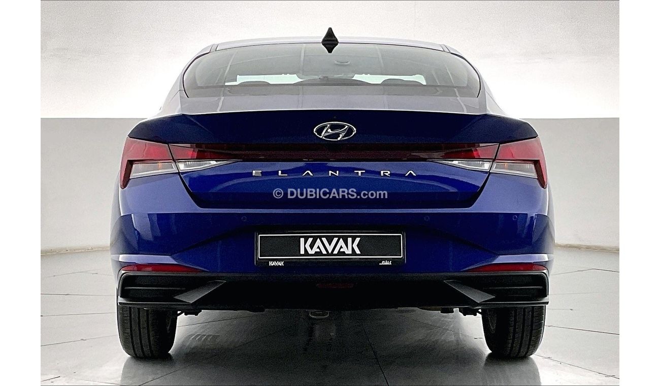 Hyundai Elantra Smart