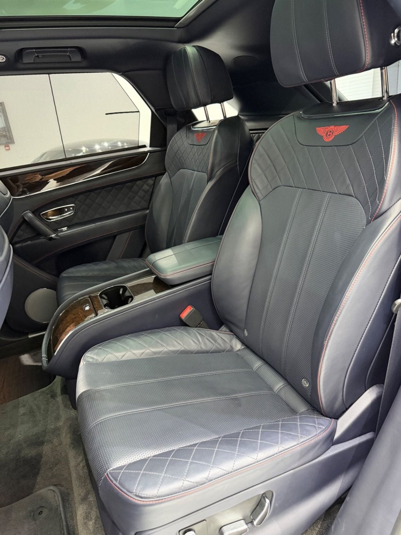 Bentley Bentayga FIRST EDITION