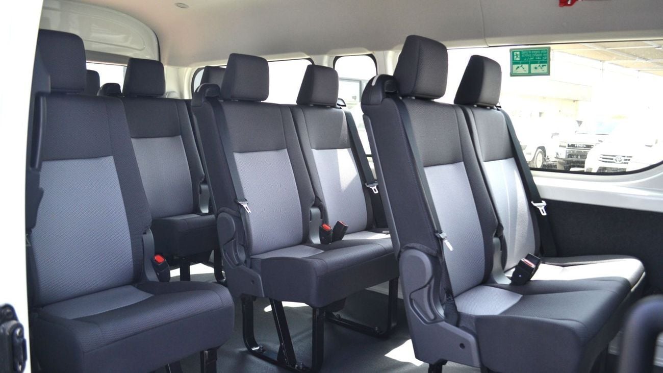 تويوتا هاياس 2.8L DIESEL MANUAL13 SEATER PASSENGER HIGH ROOF