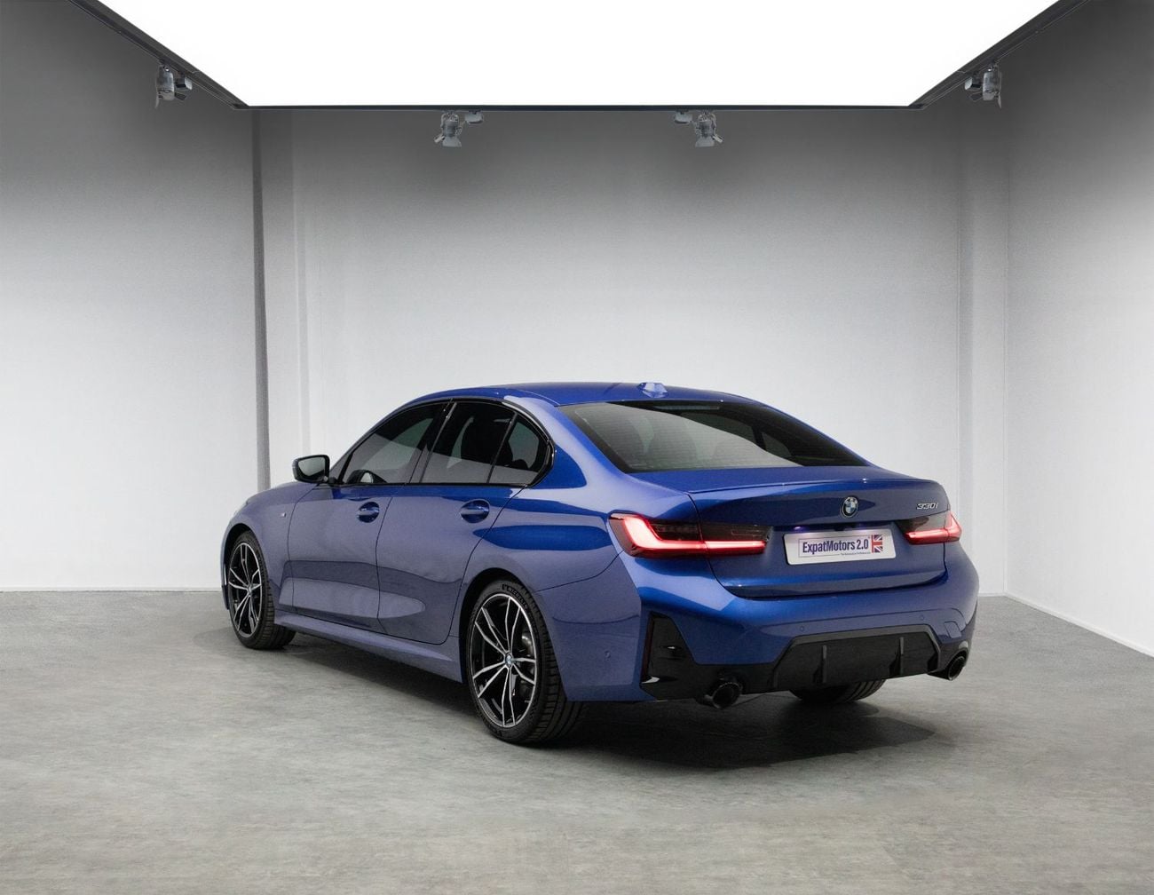 BMW 330i M SPORT
