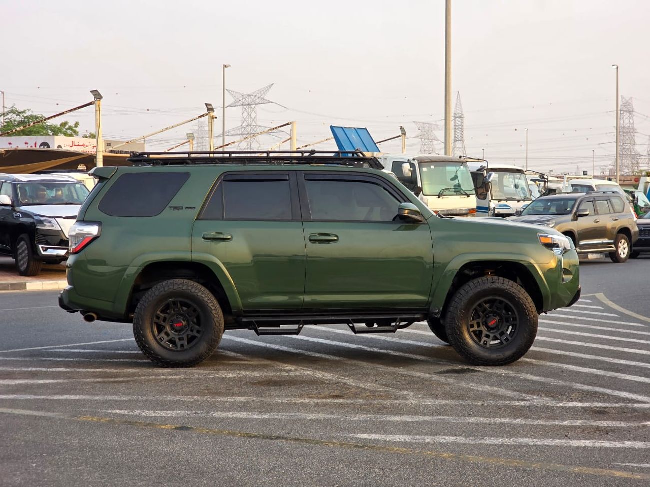 Toyota 4Runner 2020 Model TRD Pro Sunroof, 4x4 , original leather seat and Push button