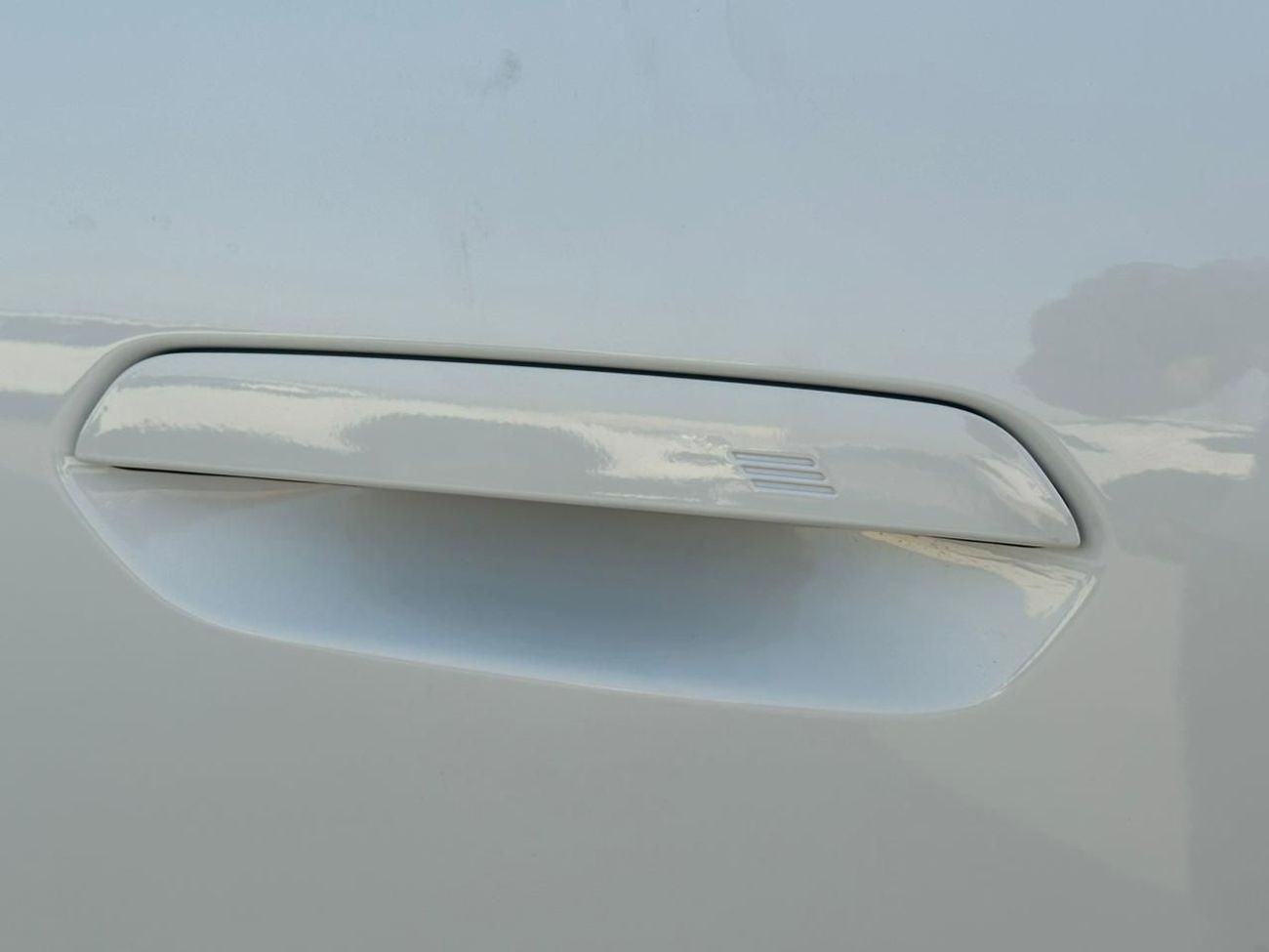 بي أم دبليو X2 XDRIVE 2.0, HARMAN SOUNDSYSTEM, PANORAMIC ROOF, KEYLESS ENTRY , MODEL 2026 GCC SPECS