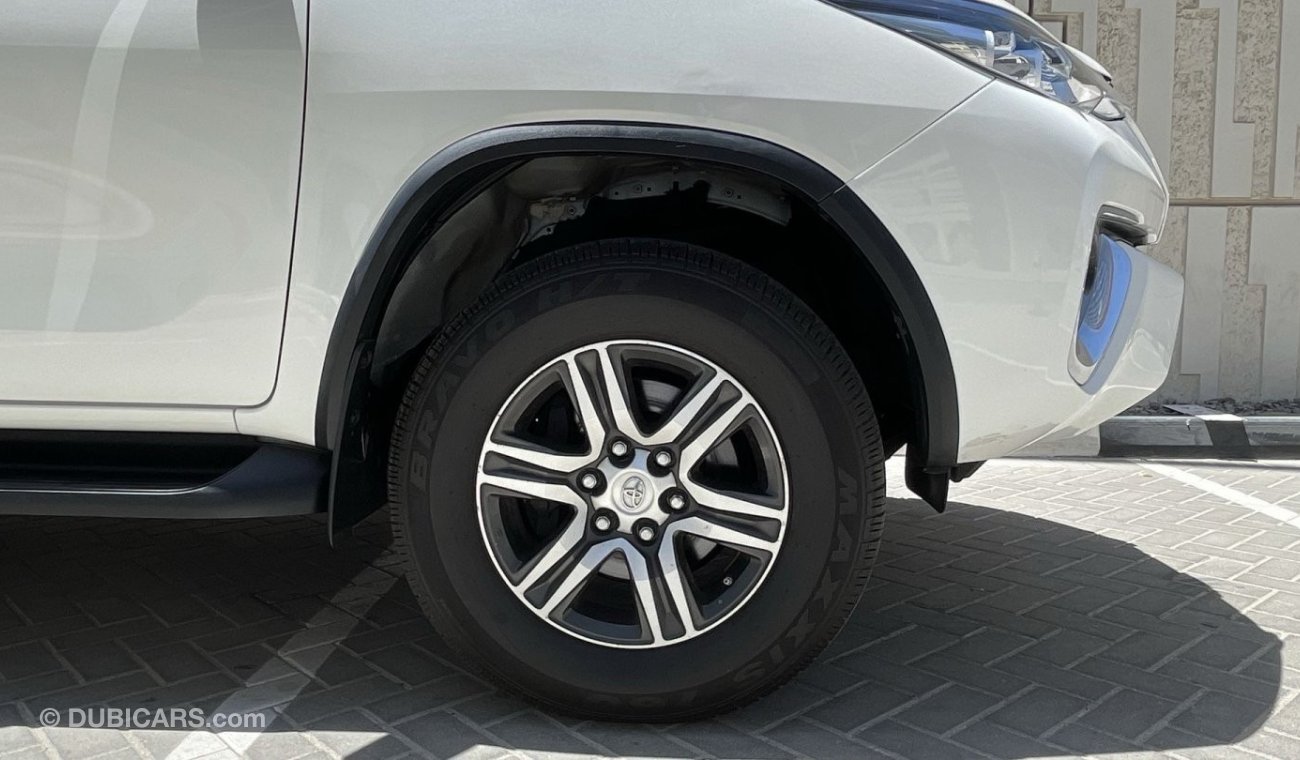 Toyota Fortuner 3.5L | GCC | EXCELLENT CONDITION | FREE 2 YEAR WARRANTY | FREE REGISTRATION | 1 YEAR COMPREHENSIVE I