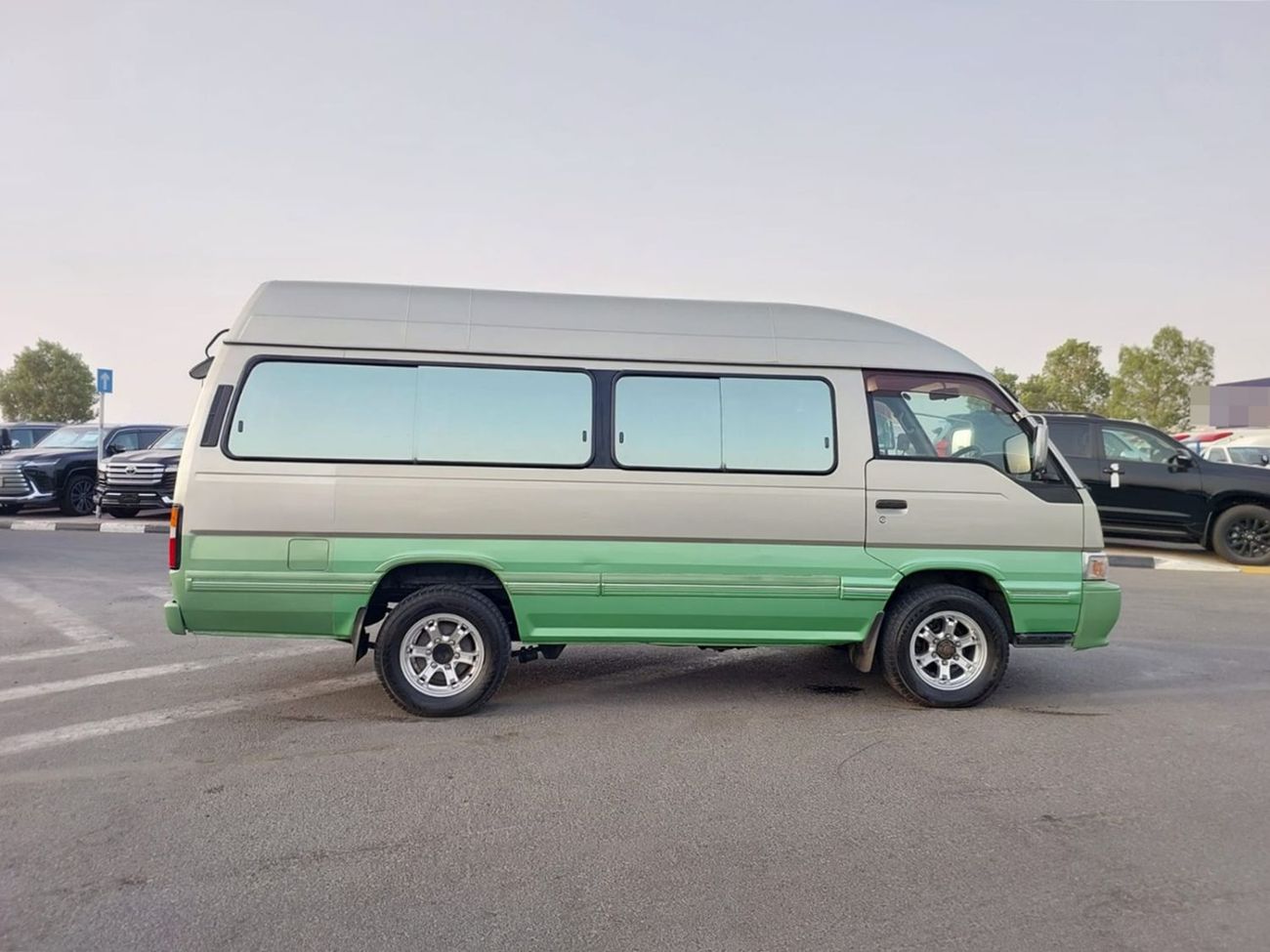 Nissan Caravan NISSAN CARAVAN VAN RHD 1999 MODEL 2.6 L DIESEL AUTOMATIC(PM20075)